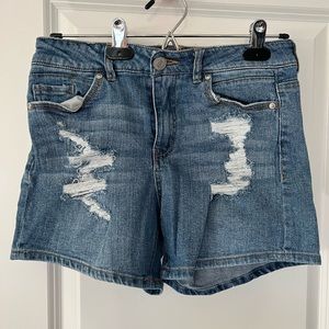 Almost Famous Weathered Jean Shorts - Size 5